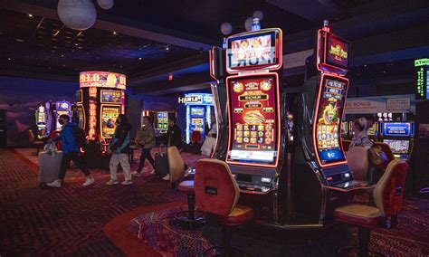 will nevada casinos close again